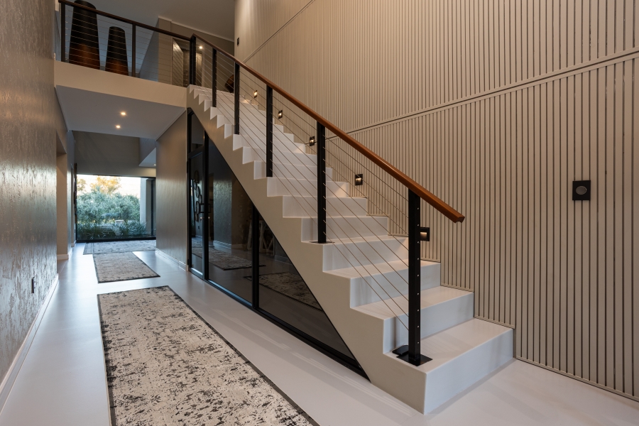 6 Bedroom Property for Sale in Winelands Western Cape